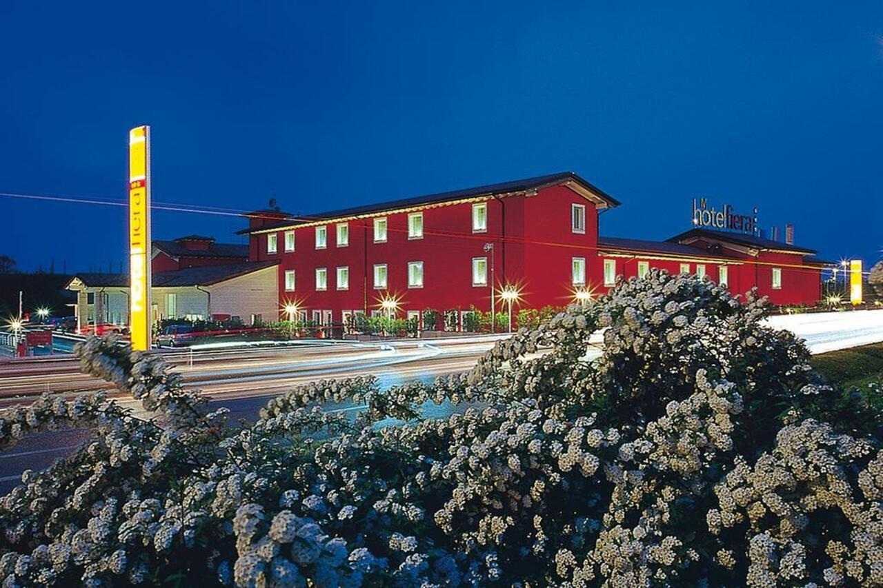 Hotel Fiera Di Брешія Екстер'єр фото